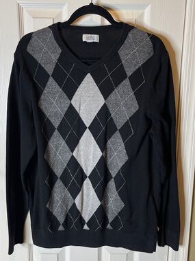 croft & barrow Black and Gray Argyle V-Neck Sweater